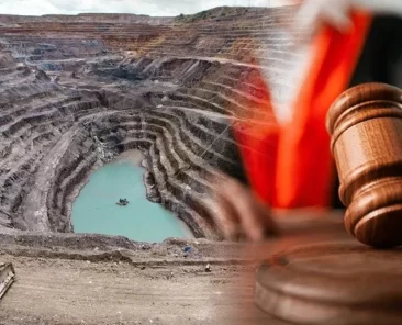 Maden kamulaştırma süreci ve yasal hakları temsil eden maden sahası ve hakim tokmağı görseli